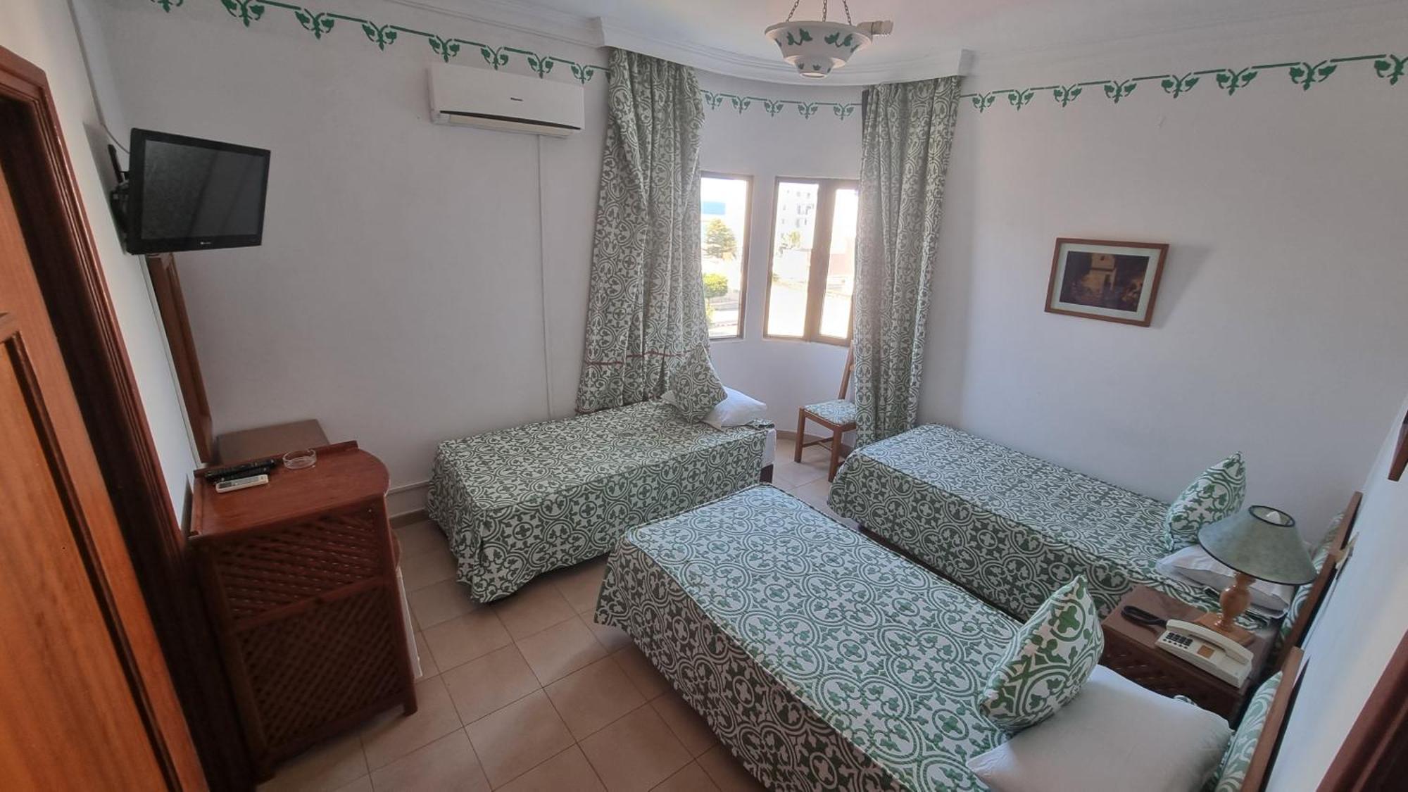 Hotel Zelis Asilah Kültér fotó