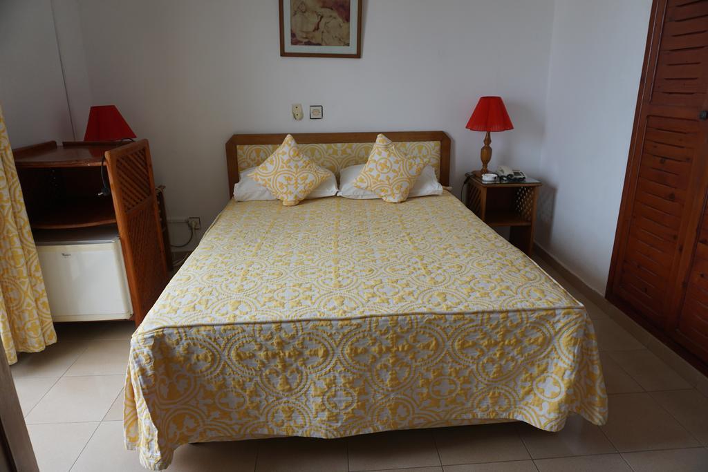 Hotel Zelis Asilah Kültér fotó