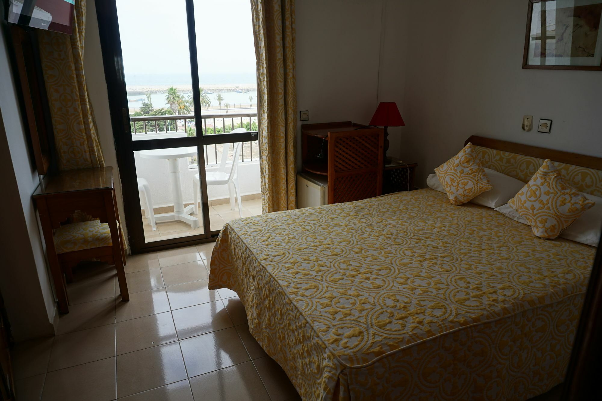 Hotel Zelis Asilah Kültér fotó